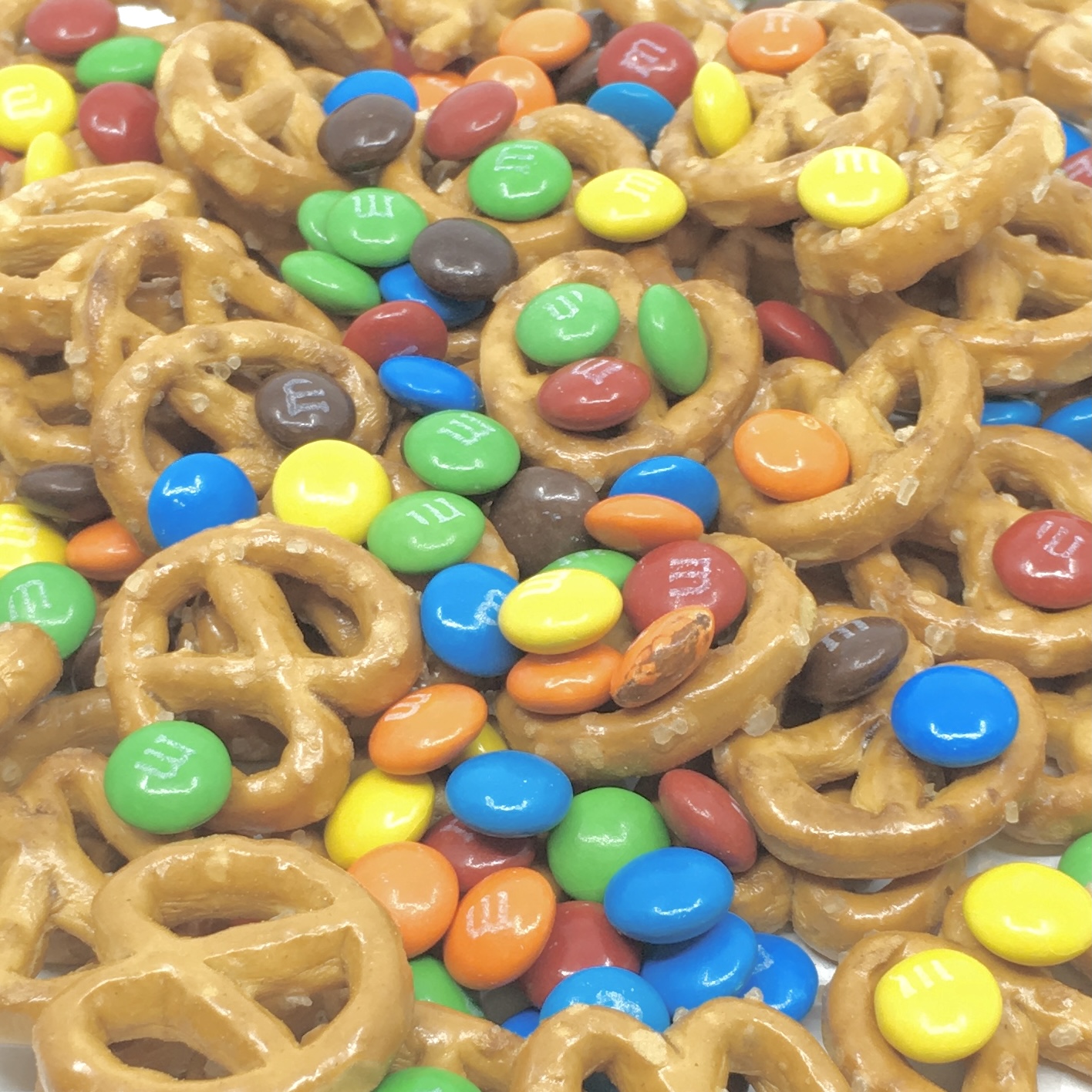 Pretzels + M&M